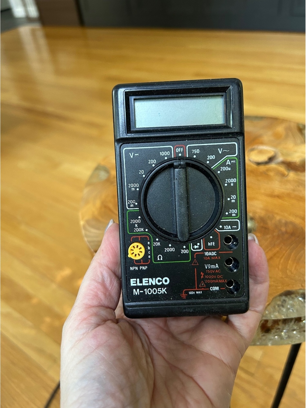 Elenco M-1005K Compact Digital Multimeter